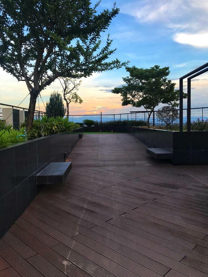 The Astra Suites Chiang Mai Eksteriør billede