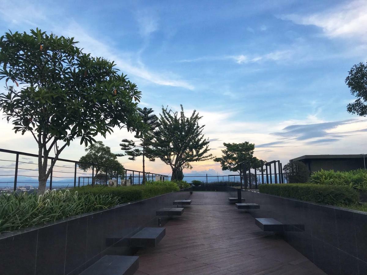 The Astra Suites Chiang Mai Eksteriør billede