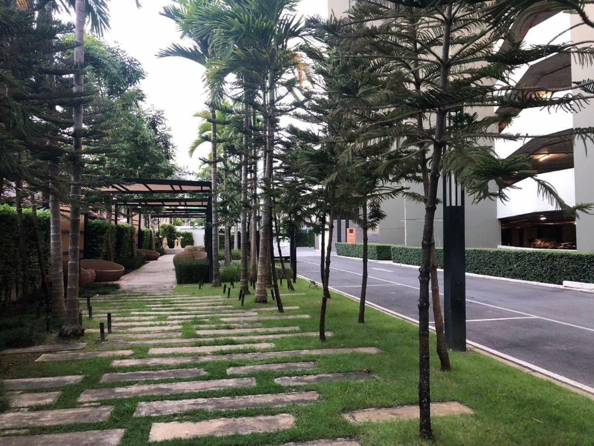 The Astra Suites Chiang Mai Eksteriør billede